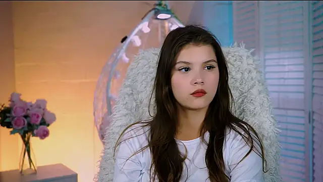 EvaThopson online show from 9, 9, 2025