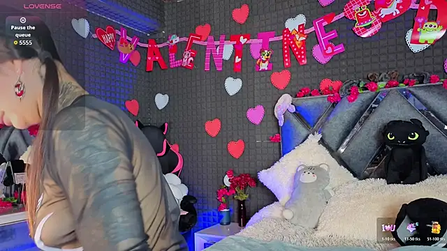 SolBeaumont1 online show from 16, 2, 2026