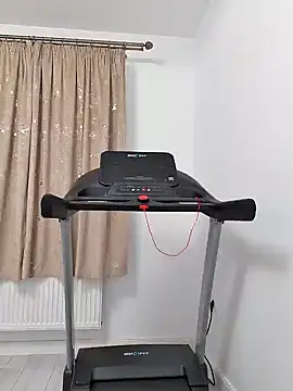 Snapshot of leeya_lee chatting on 5, 2, 2025 leeya lee online show from 5, 2, 2025