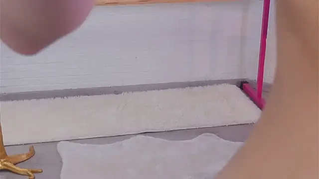 lylylovesyou online show from 13, 3, 2025