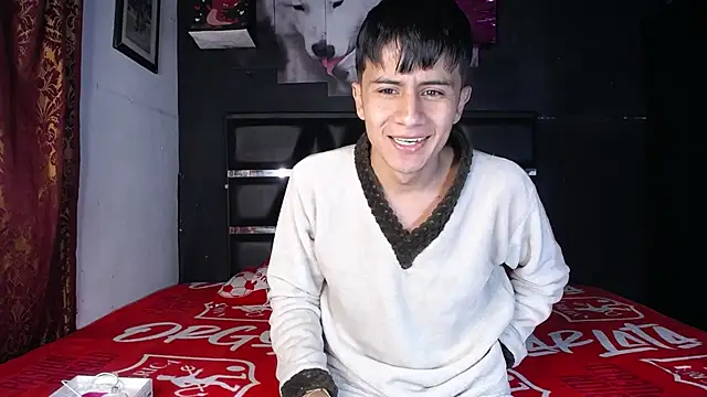 Snapshot of The__Rodriguez chatting on 6, 3, 2025 The  Rodriguez online show from 6, 3, 2025