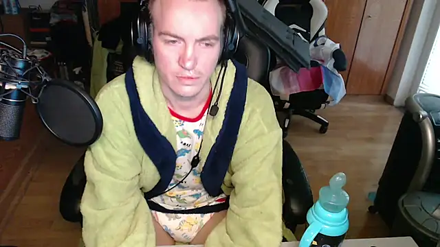 BabyDracoDarkfang online show from 18, 5, 2026