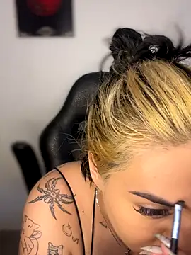 AnnikaMerliahh  online show from 7, 11, 2025