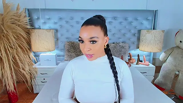 EileenBenzon online show from 15, 3, 2025