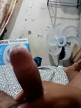 Snapshot of kaua_rola_de_mel chatting on 1, 1, 2025 kaua rola de mel online show from 1, 1, 2025