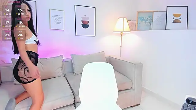 valka wolfe online show from 17, 9, 2025