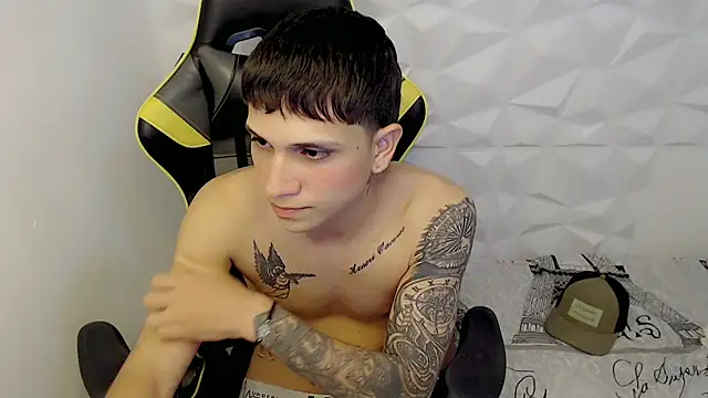 Snapshot of Brayan_lopezz chatting on 25, 1, 2025 Brayan lopezz online show from 25, 1, 2025