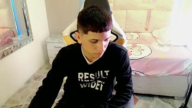 Snapshot of Brayan_lopezz chatting on 20, 3, 2025 Brayan lopezz online show from 20, 3, 2025