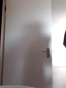 MIGHTY MAGNUM online show from 18, 1, 2025