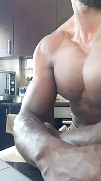 MIGHTY MAGNUM online show from 24, 1, 2025