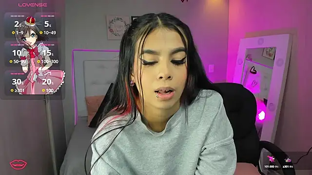 Snapshot of EMALINDA__HILSS chatting on 21, 2, 2025 EMALINDA HILSS online show from 21, 2, 2025