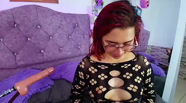 Snapshot of Melannytaylor chatting on 12, 3, 2025 Melannytaylor online show from 12, 3, 2025