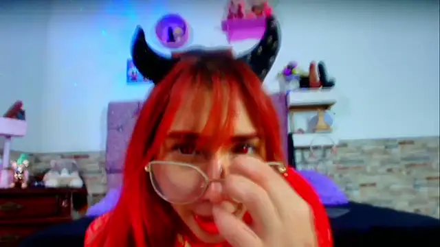Snapshot of Melannytaylor chatting on 11, 9, 2025 Melannytaylor online show from 11, 9, 2025