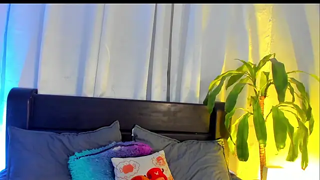 lanaa paul1 online show from 25, 1, 2025