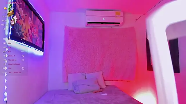 Snapshot of AndreaSweet_ chatting on 17, 9, 2025 AndreaSweet  online show from 17, 9, 2025