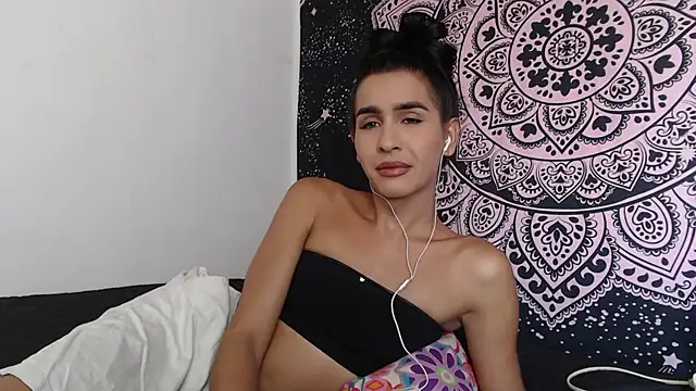 liissa 0 online show from 14, 4, 2026