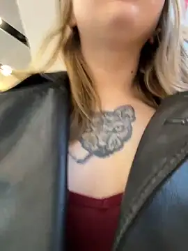 Sunny   Bunny online show from 18, 2, 2025