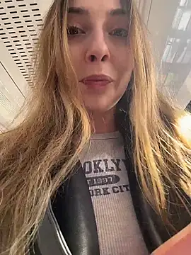 Sunny   Bunny online show from 12, 4, 2026