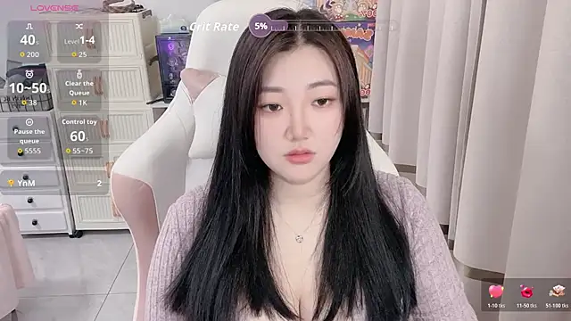 Stars Elyn online show from 19, 4, 2026