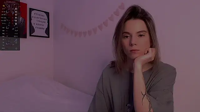 Snapshot of _ni_kiss chatting on 17, 12, 2024 ni kiss online show from 17, 12, 2024