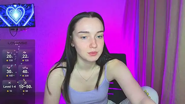 Wild Sophie  online show from 8, 2, 2025