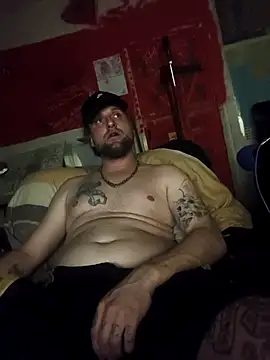 Snapshot of Ozomitro chatting on 28, 10, 2025 Ozomitro online show from 28, 10, 2025