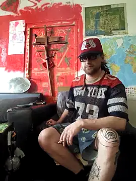 Snapshot of Ozomitro chatting on 4, 4, 2026 Ozomitro online show from 4, 4, 2026