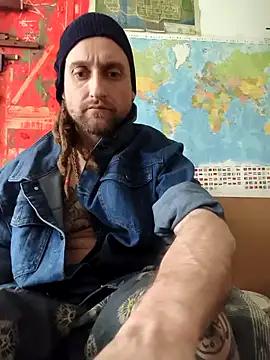 Snapshot of Ozomitro chatting on 10, 4, 2026 Ozomitro online show from 10, 4, 2026