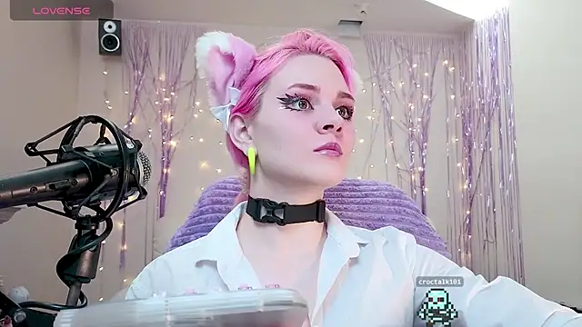 One Moment  online show from 2, 12, 2024