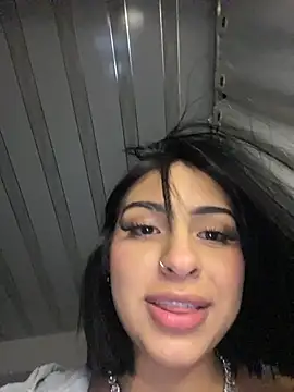 Snapshot of Hilary_pinkk chatting on 14, 12, 2025 Hilary pinkk online show from 14, 12, 2025