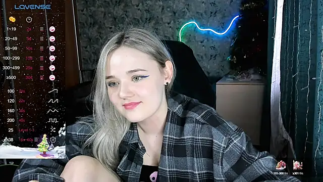 Snapshot of Your_small_bunny chatting on 12, 1, 2025 Your small bunny online show from 12, 1, 2025