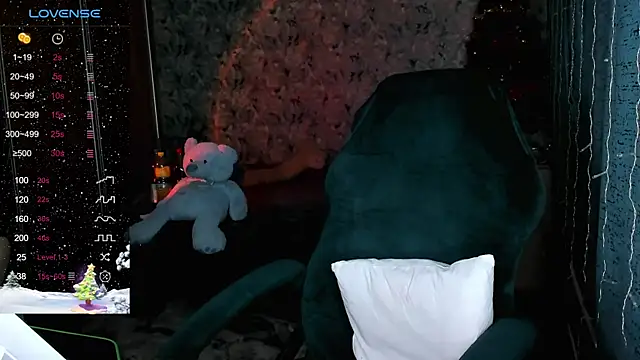 Snapshot of Your_small_bunny chatting on 13, 1, 2025 Your small bunny online show from 13, 1, 2025