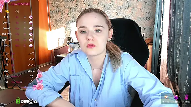 Snapshot of Your_small_bunny chatting on 5, 3, 2025 Your small bunny online show from 5, 3, 2025