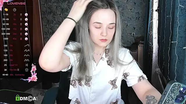 Snapshot of Your_small_bunny chatting on 17, 3, 2025 Your small bunny online show from 17, 3, 2025