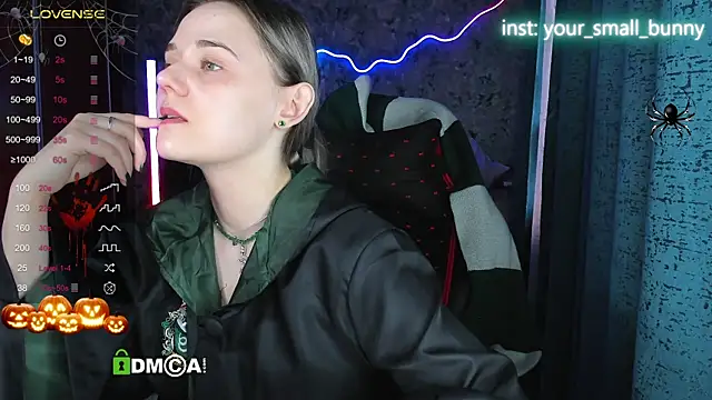 Snapshot of Your_small_bunny chatting on 1, 11, 2025 Your small bunny online show from 1, 11, 2025