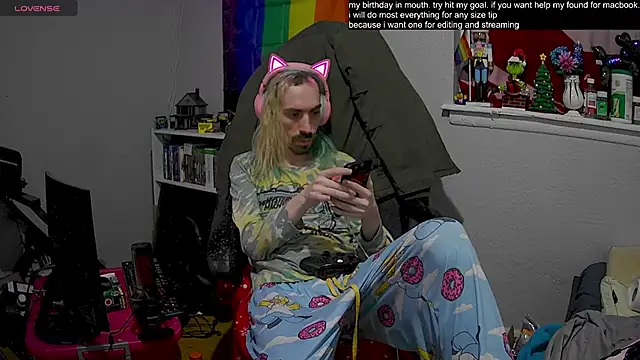 tallnerdyguy online show from 4, 2, 2025