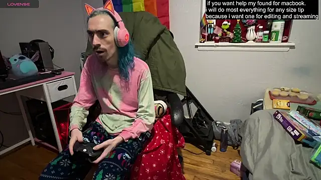 tallnerdyguy online show from 4, 3, 2025