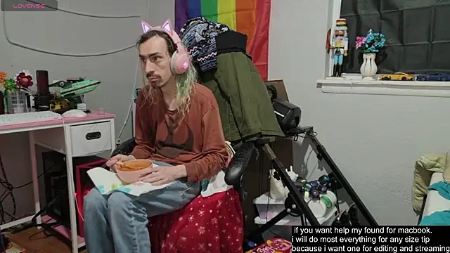 tallnerdyguy online show from 28, 10, 2025