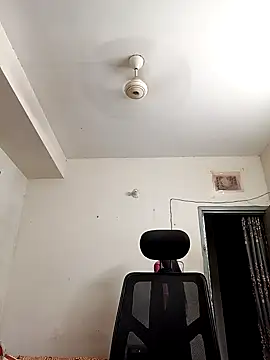 Tisha-01 online show from 20, 9, 2025