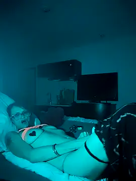 ivylee31 online show from 13, 1, 2025