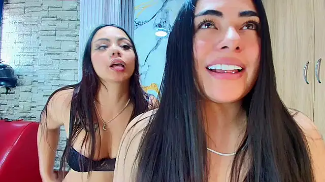 Snapshot of maribelsex303av chatting on 1, 12, 2025 maribelsex303av online show from 1, 12, 2025