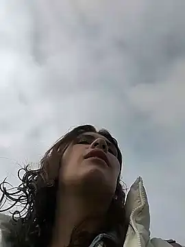 Alysson-- online show from 14, 1, 2025