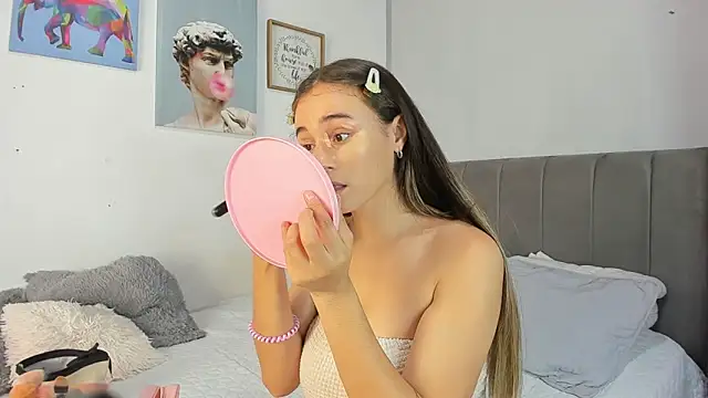 Snapshot of naughtyloverss chatting on 28, 11, 2025 naughtyloverss online show from 28, 11, 2025