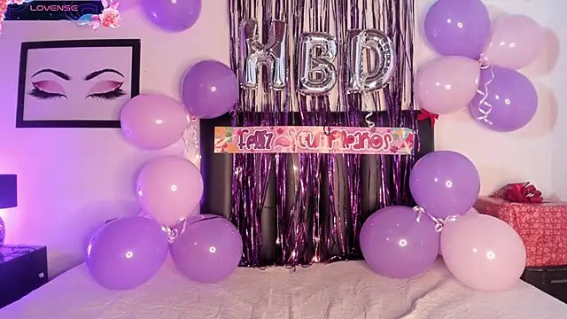 Khenta Michells online show from 23, 12, 2025