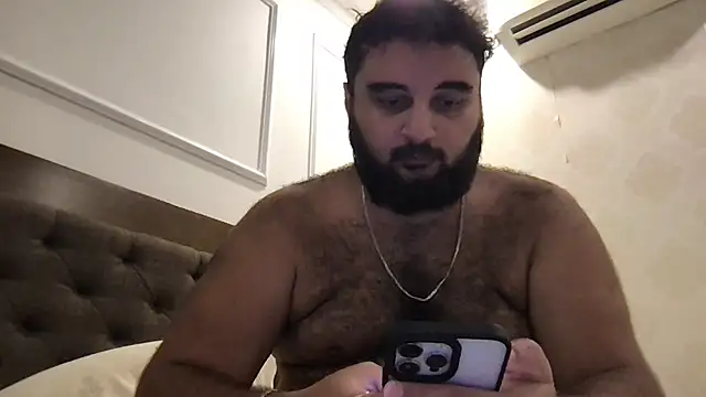 Snapshot of teddy_alan chatting on 27, 4, 2026 teddy alan online show from 27, 4, 2026