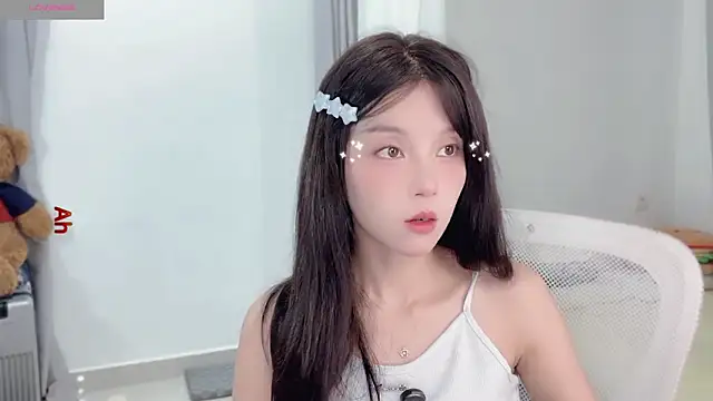 Snapshot of AnAn-520 chatting on 12, 11, 2025 AnAn-520 online show from 12, 11, 2025