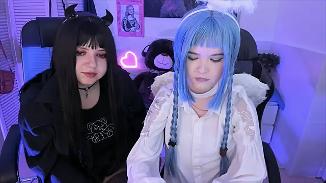 Elainebeness online show from 27, 9, 2025