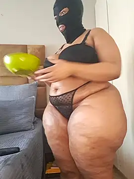 Snapshot of thicktash chatting on 5, 11, 2025 thicktash online show from 5, 11, 2025