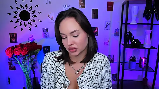 JaneWyatt online show from 6, 3, 2025