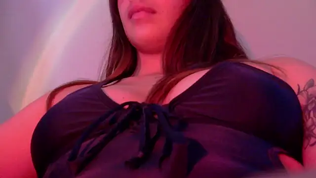 Snapshot of Miss_oliviaa chatting on 25, 2, 2025 Miss oliviaa online show from 25, 2, 2025